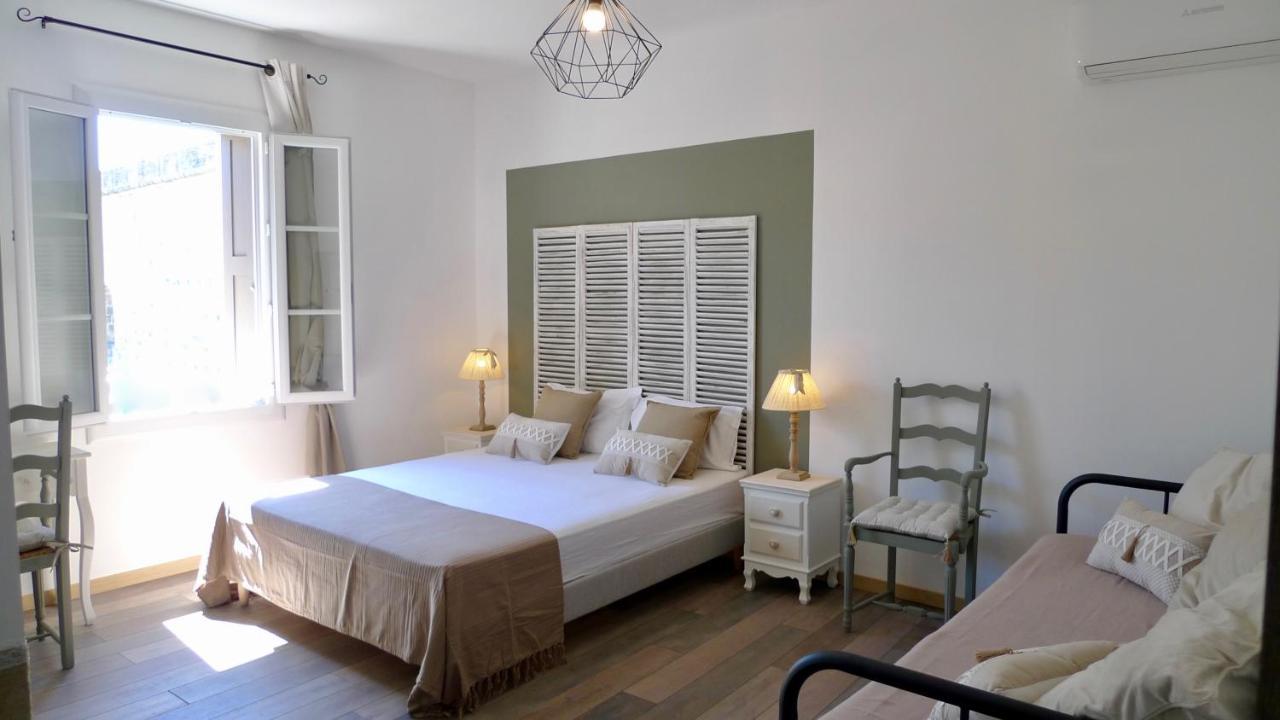 O 36 Rempart Sud B&B Aigues-Mortes Exterior photo