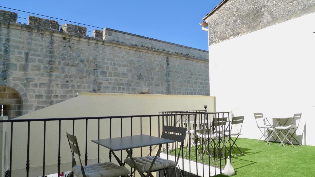 O 36 Rempart Sud B&B Aigues-Mortes Exterior photo